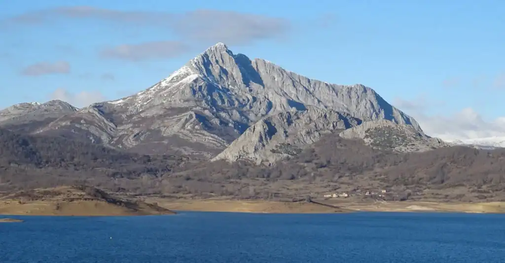 Pico Susarón  -  fiesta de las Nieves Puebla de Lillo