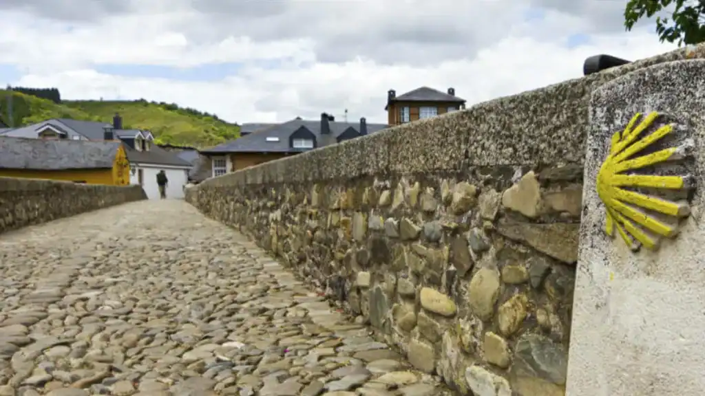 Visita nuestra guía sobre el Camino de Santiago por León