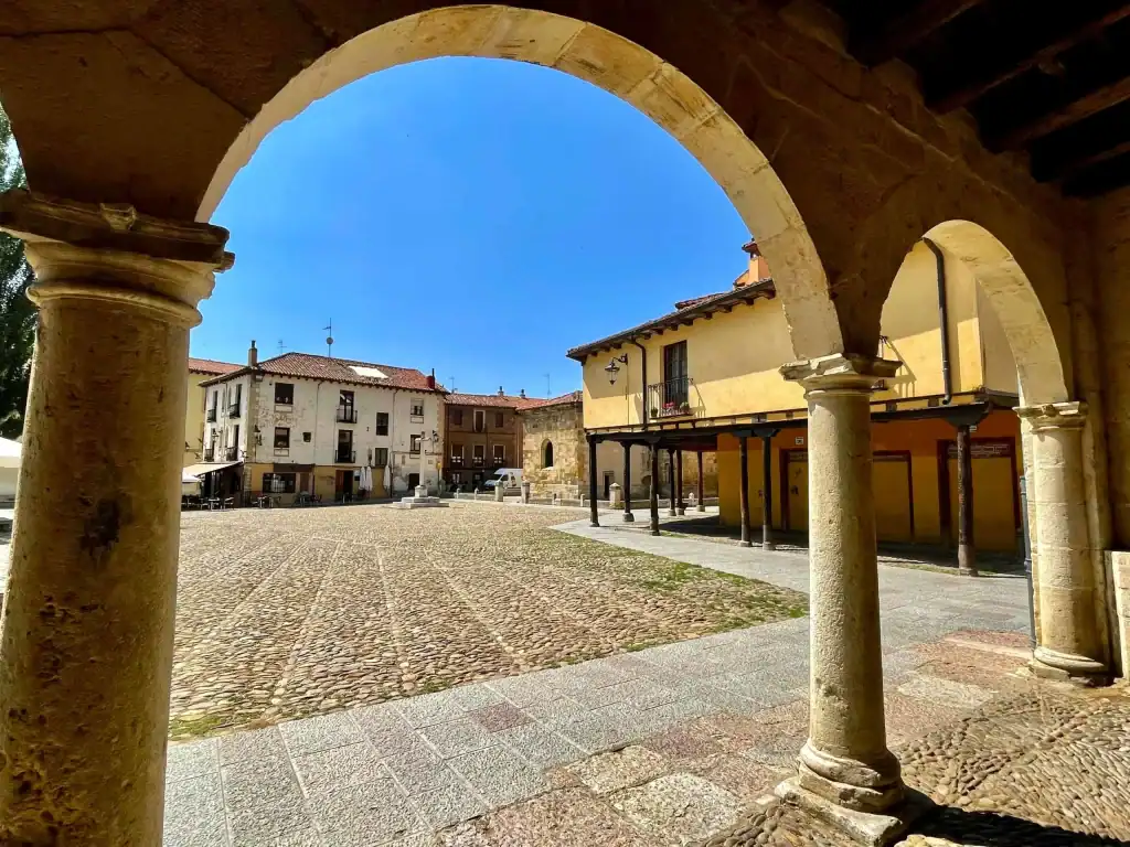 Plaza del Grano - sitios que ver en León provincia