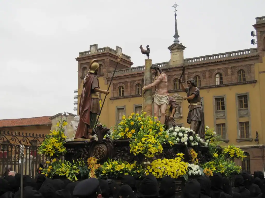 Procesión de los Pasos - Semana Santa en León 2026